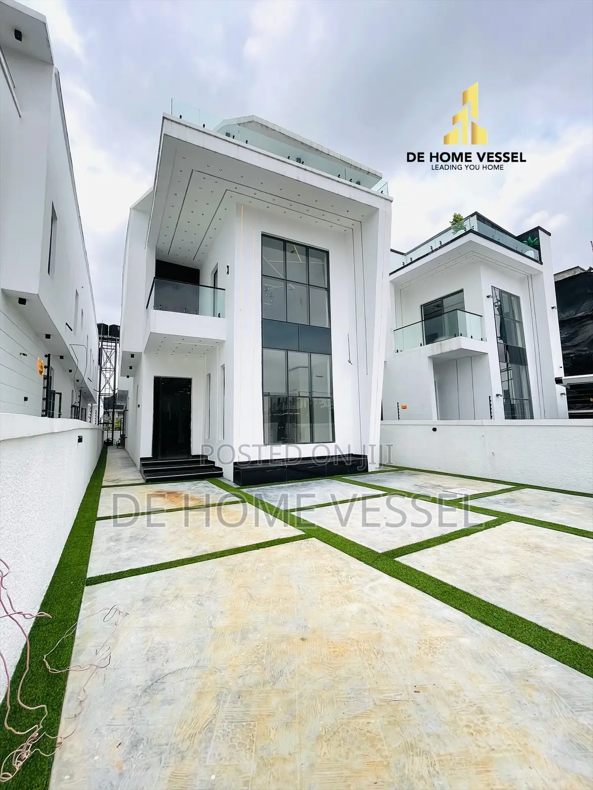 5bdrm Duplex in Ajah for sale in Ajah