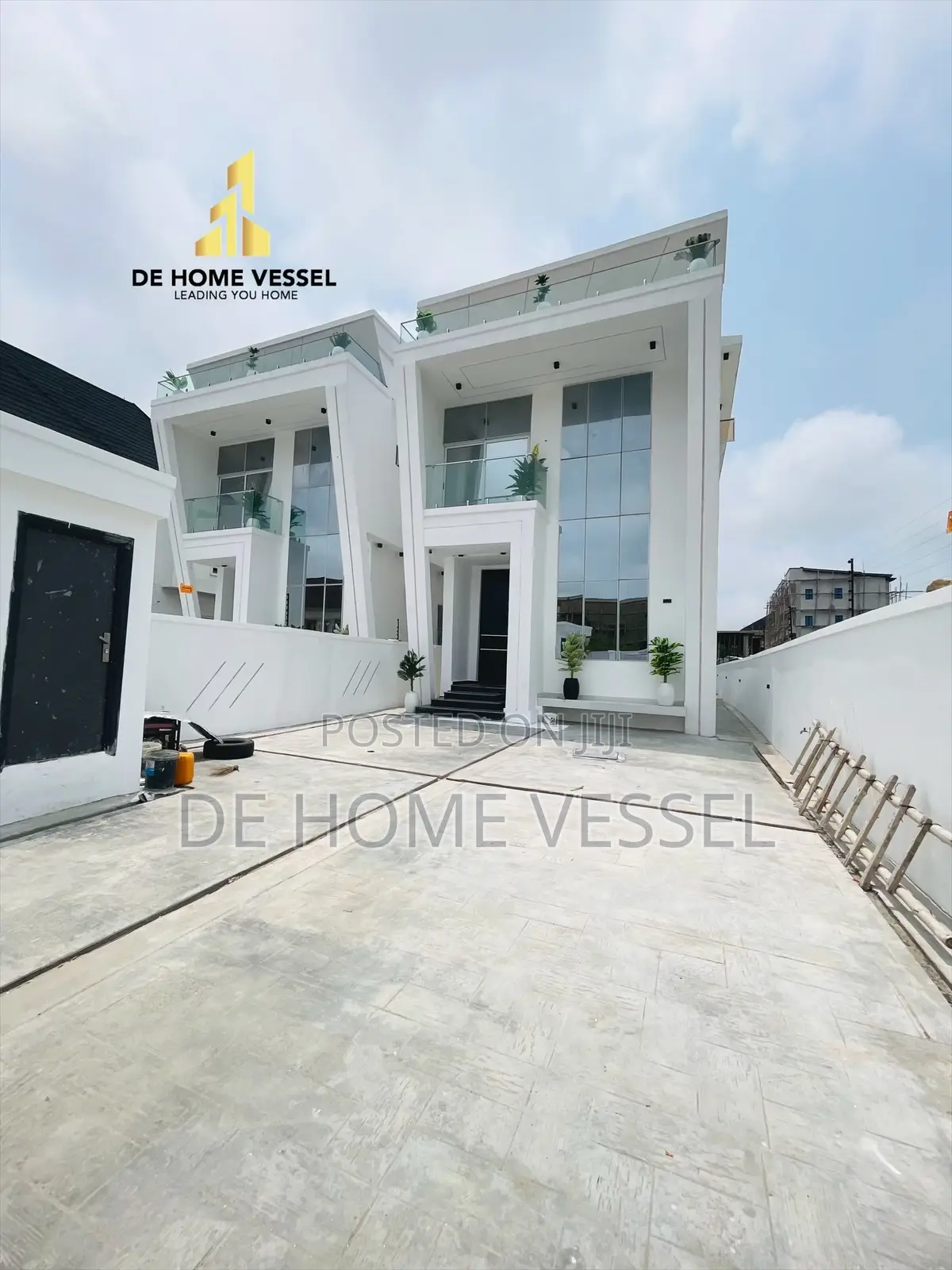 5bdrm Duplex in Ologolo for sale in Ologolo
