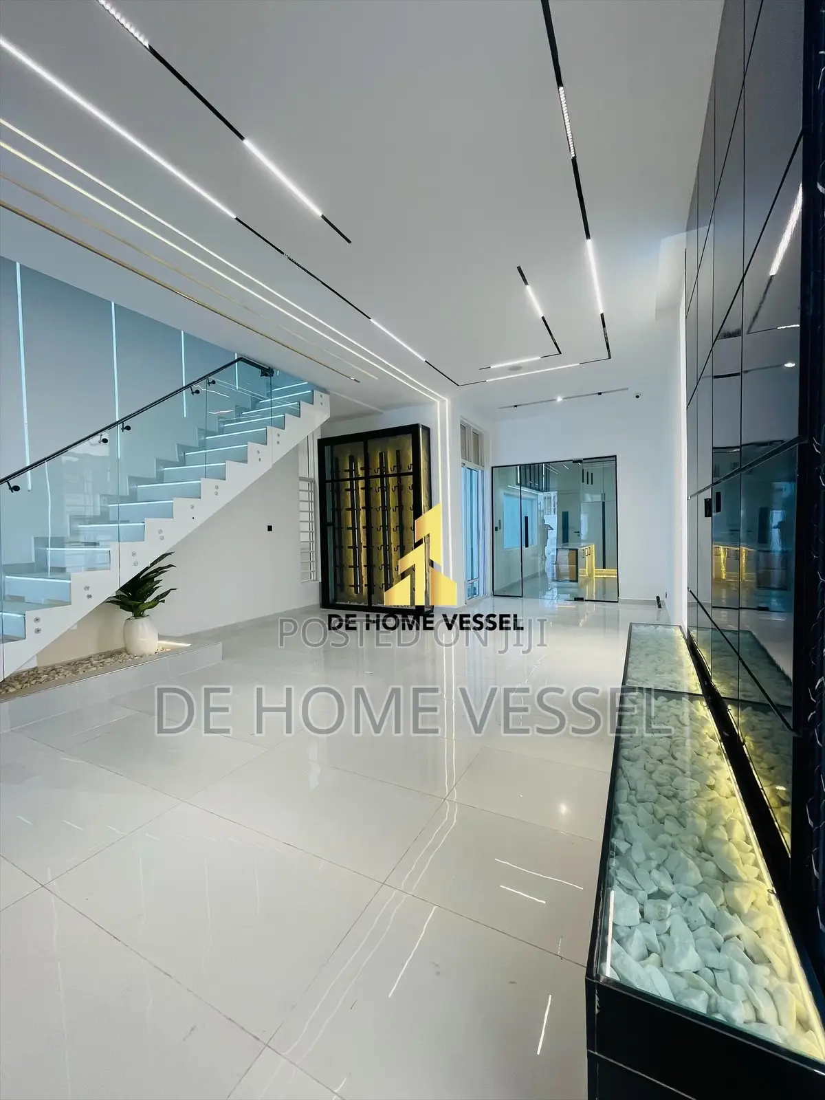 5bdrm Duplex in Ologolo for sale in Ologolo