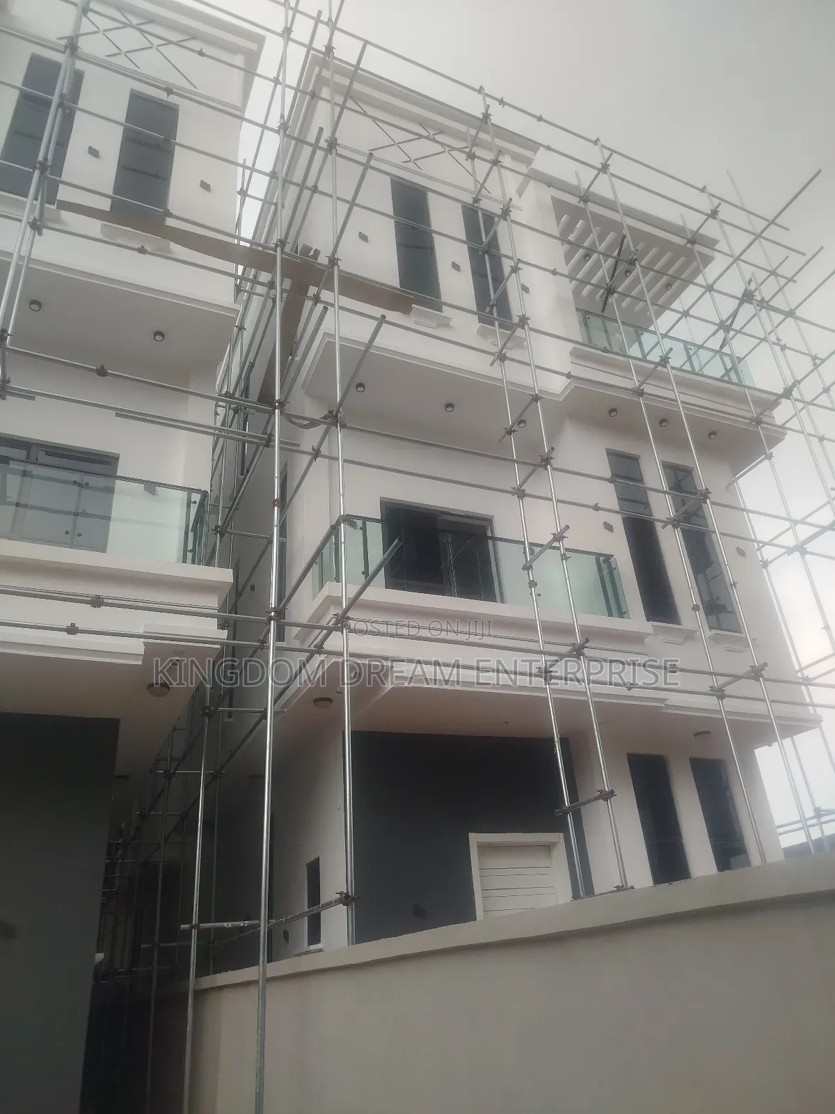 5bdrm House in Lekki for sale in Off Lekki-Epe Expressway