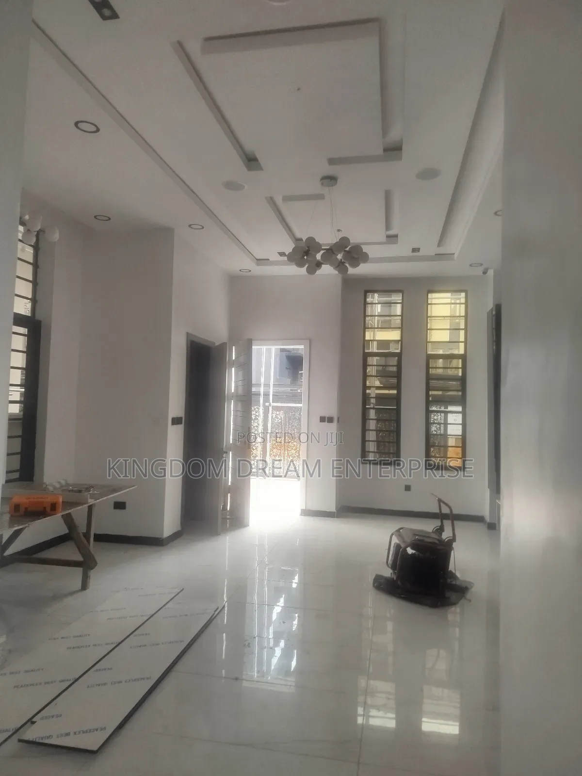 5bdrm House in Lekki for sale in Off Lekki-Epe Expressway