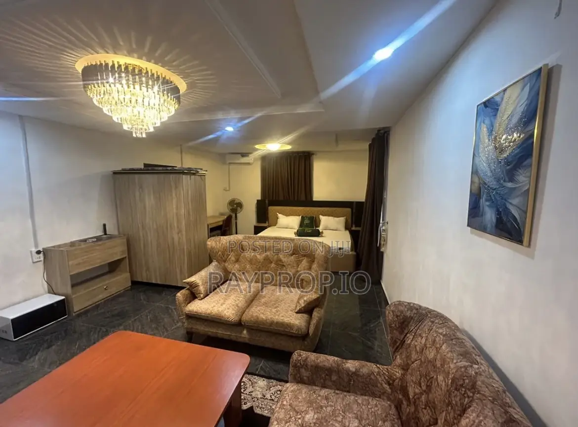 986502rb - Studio Shortlet in Magodo Phase 1 in GRA Phase 1