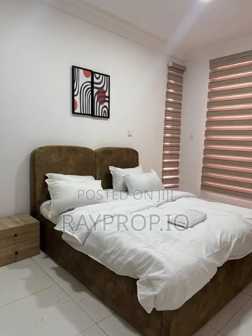 152871cb - 2 Bedroom Shortlet in Ikoyi in Awolowo Road