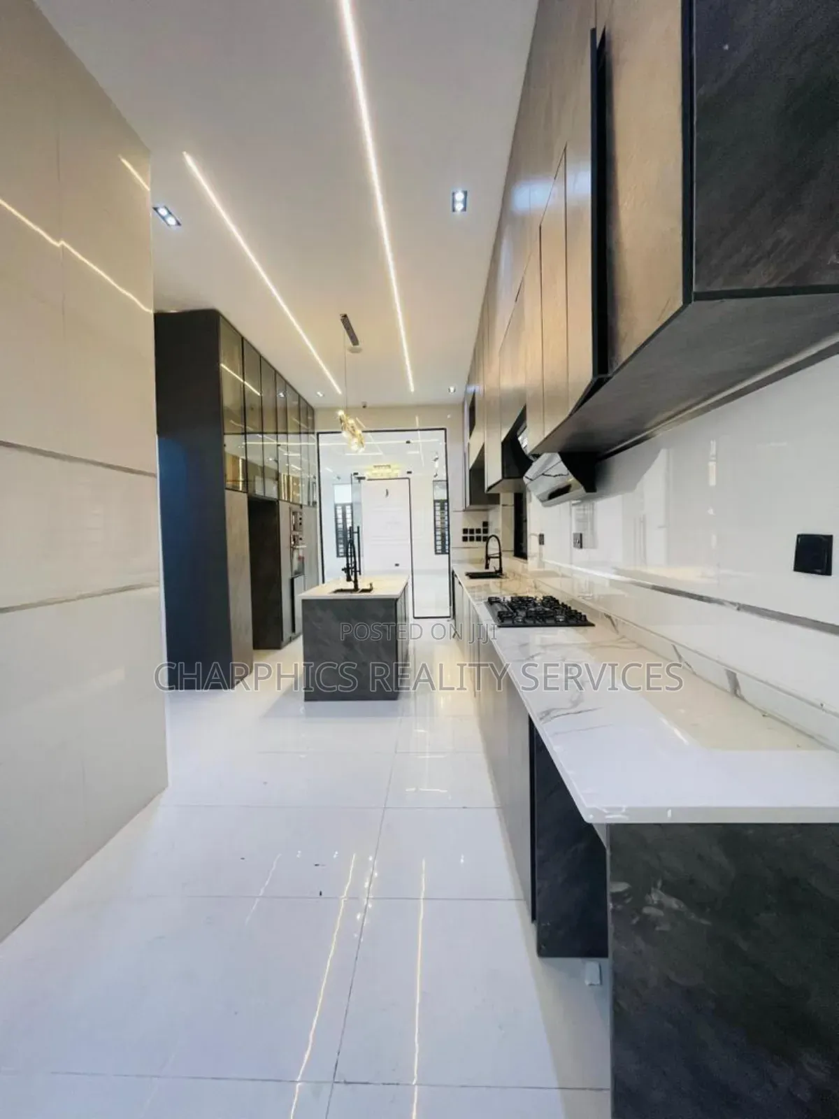5bdrm Duplex in Ajah for sale in Ajah