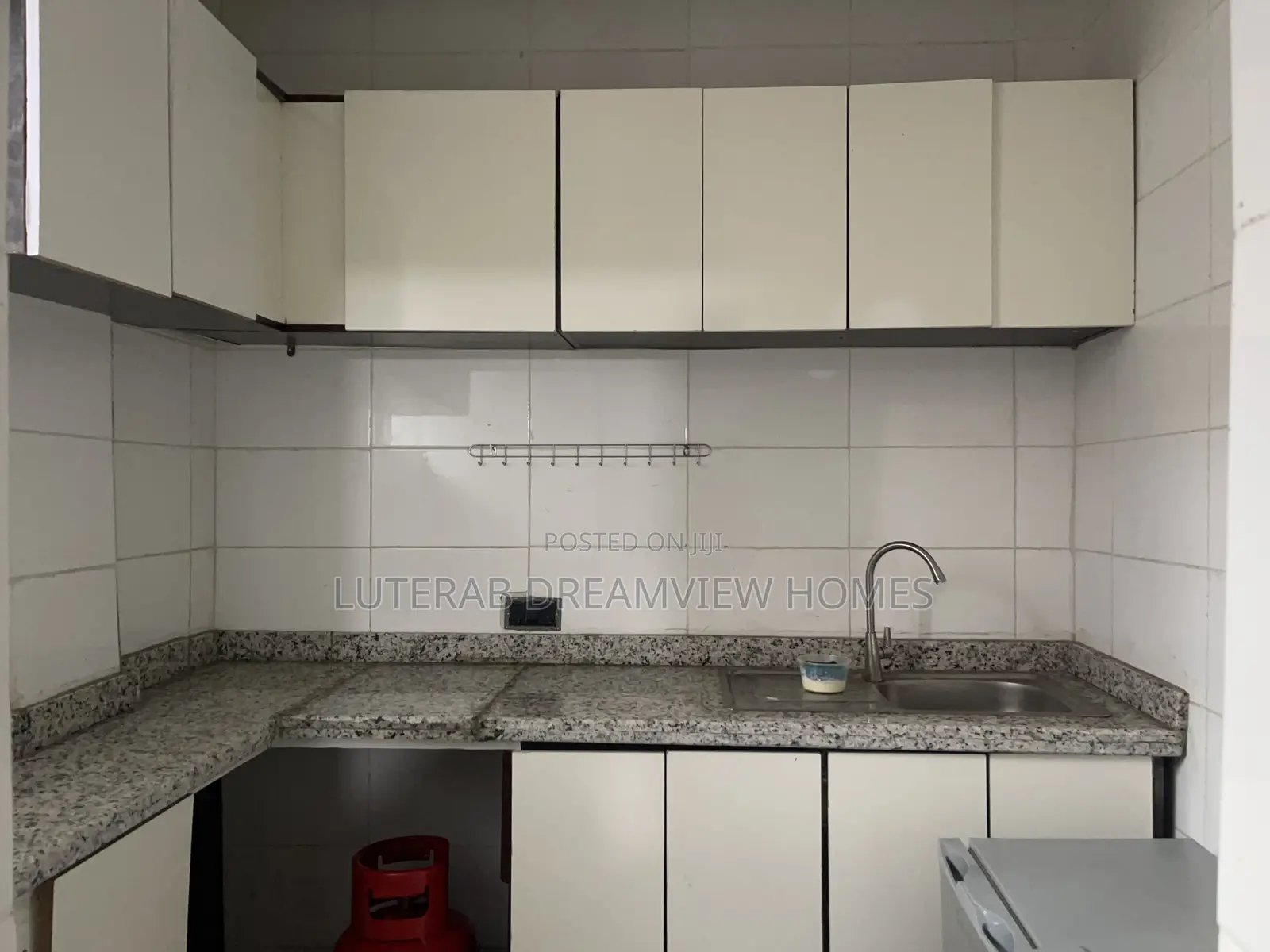 Furnished 1bdrm Block of Flats in Wuse 2 Close To for rent in Wuse 2
