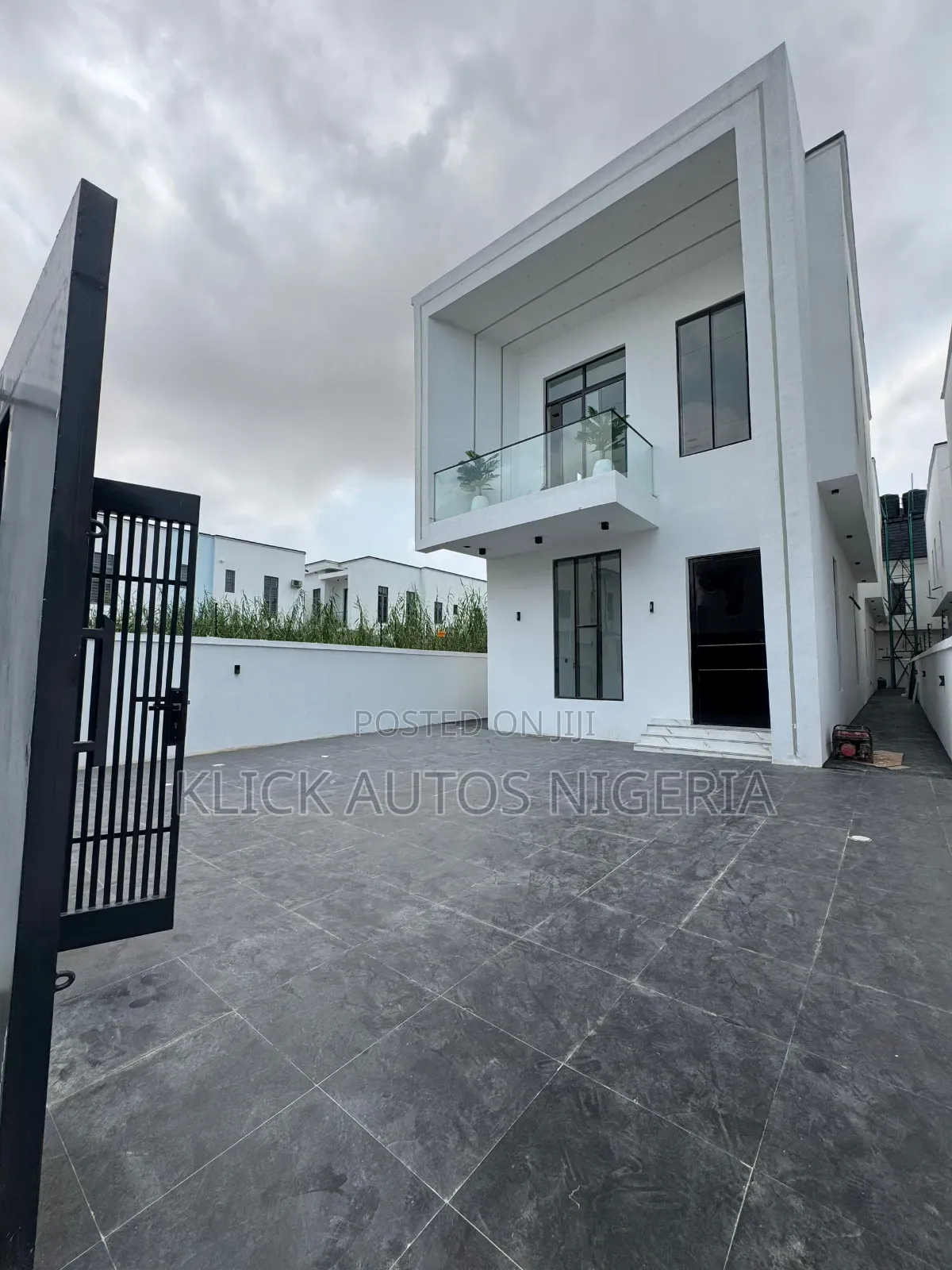 4bdrm Duplex in Ikota, Ajah for sale in Ajah