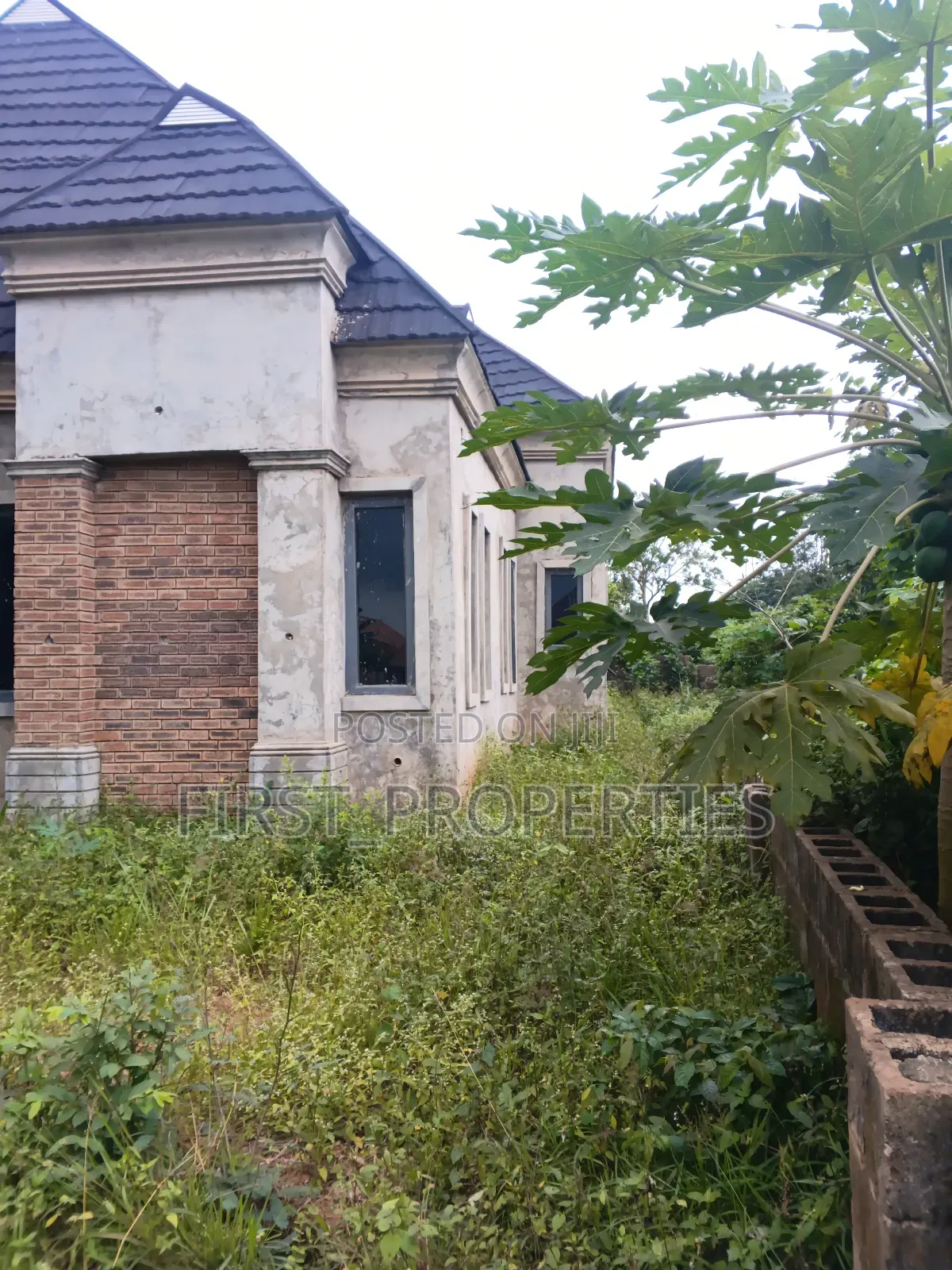 4bdrm Bungalow in Moganna Estate, Ibadan for sale in Ibadan