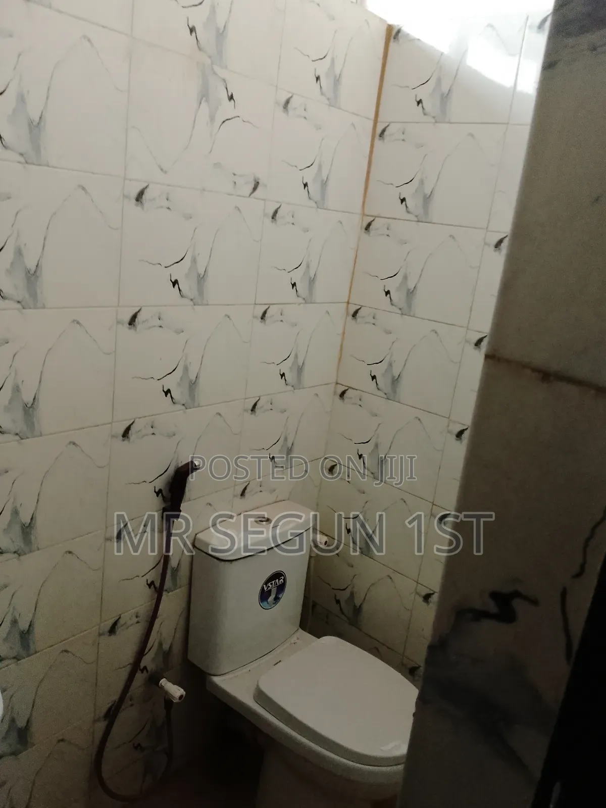 Office and Hall Space to Let in Dugbe (Onireke)