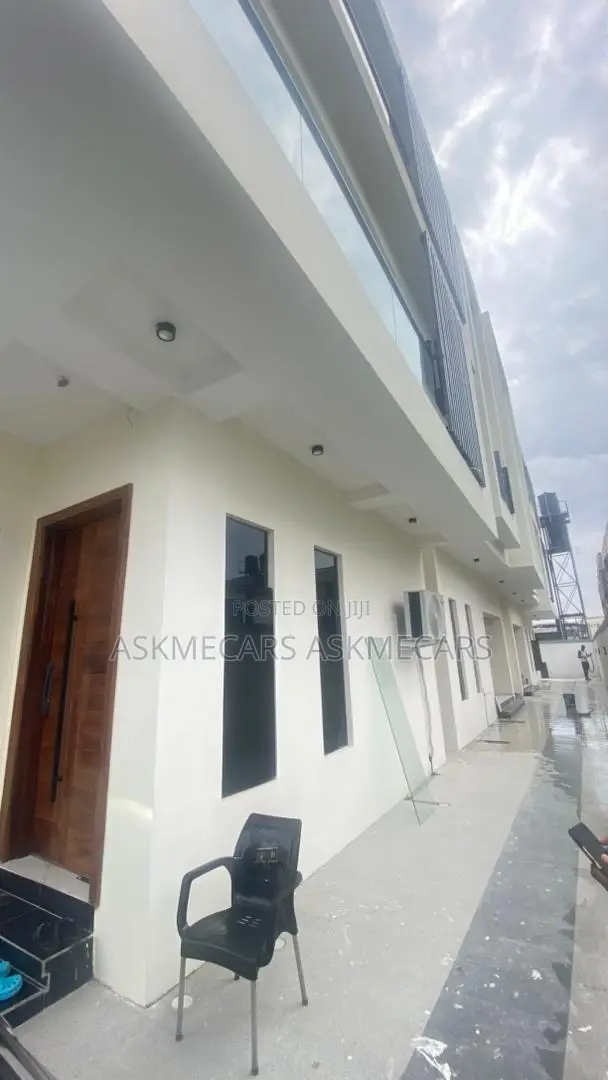 2bdrm Room & Parlour in Dkk, Ajah for rent in Ajah