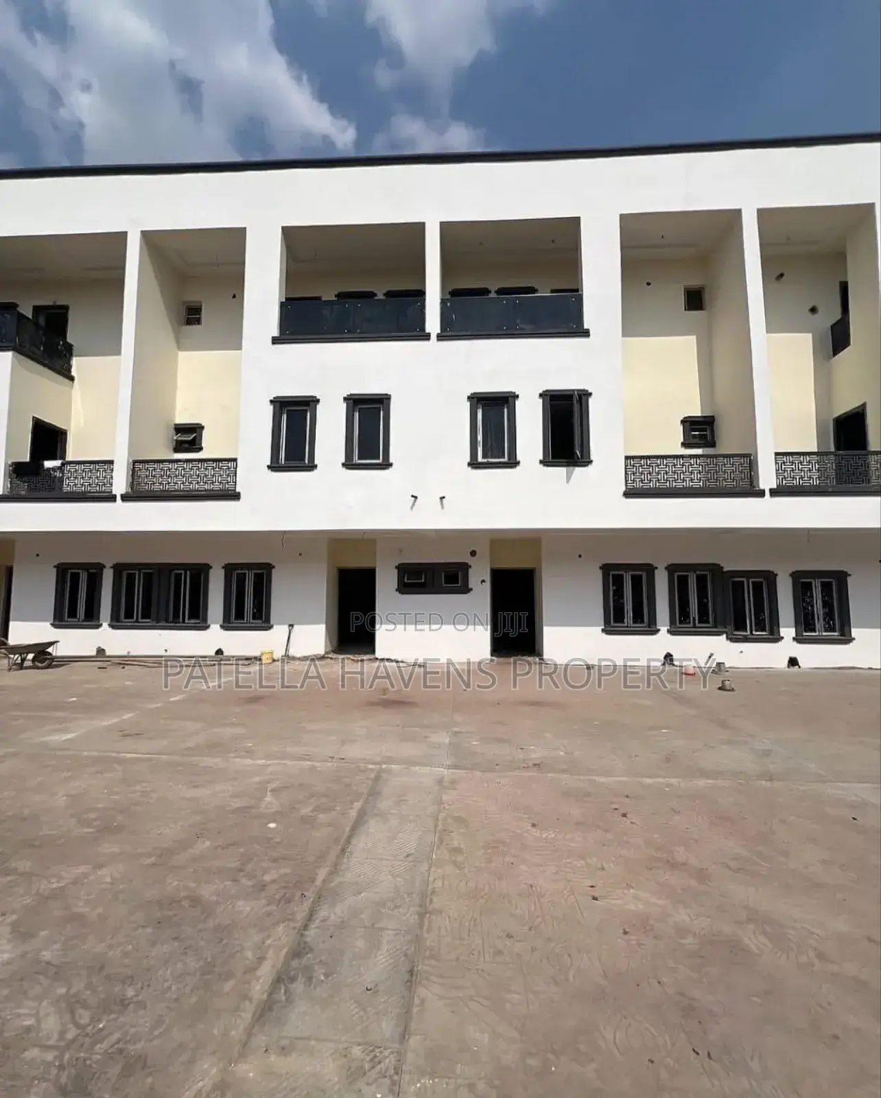 4bdrm Duplex in Jahi for sale in Jahi