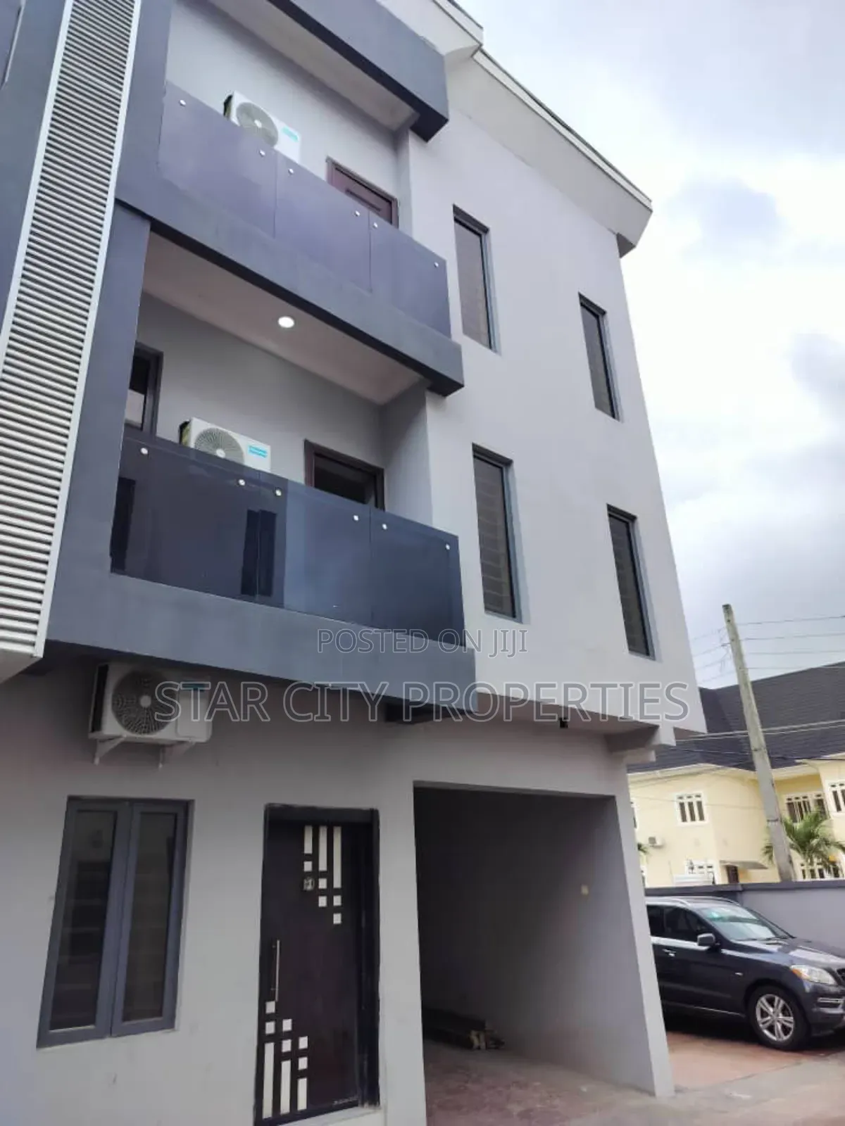 4bdrm Duplex in Shonibare for sale in Shonibare Estate