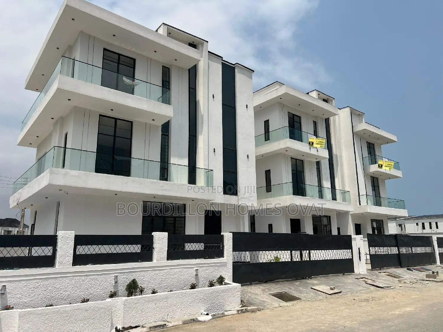 4bdrm Duplex in Lekki for sale in Lekki