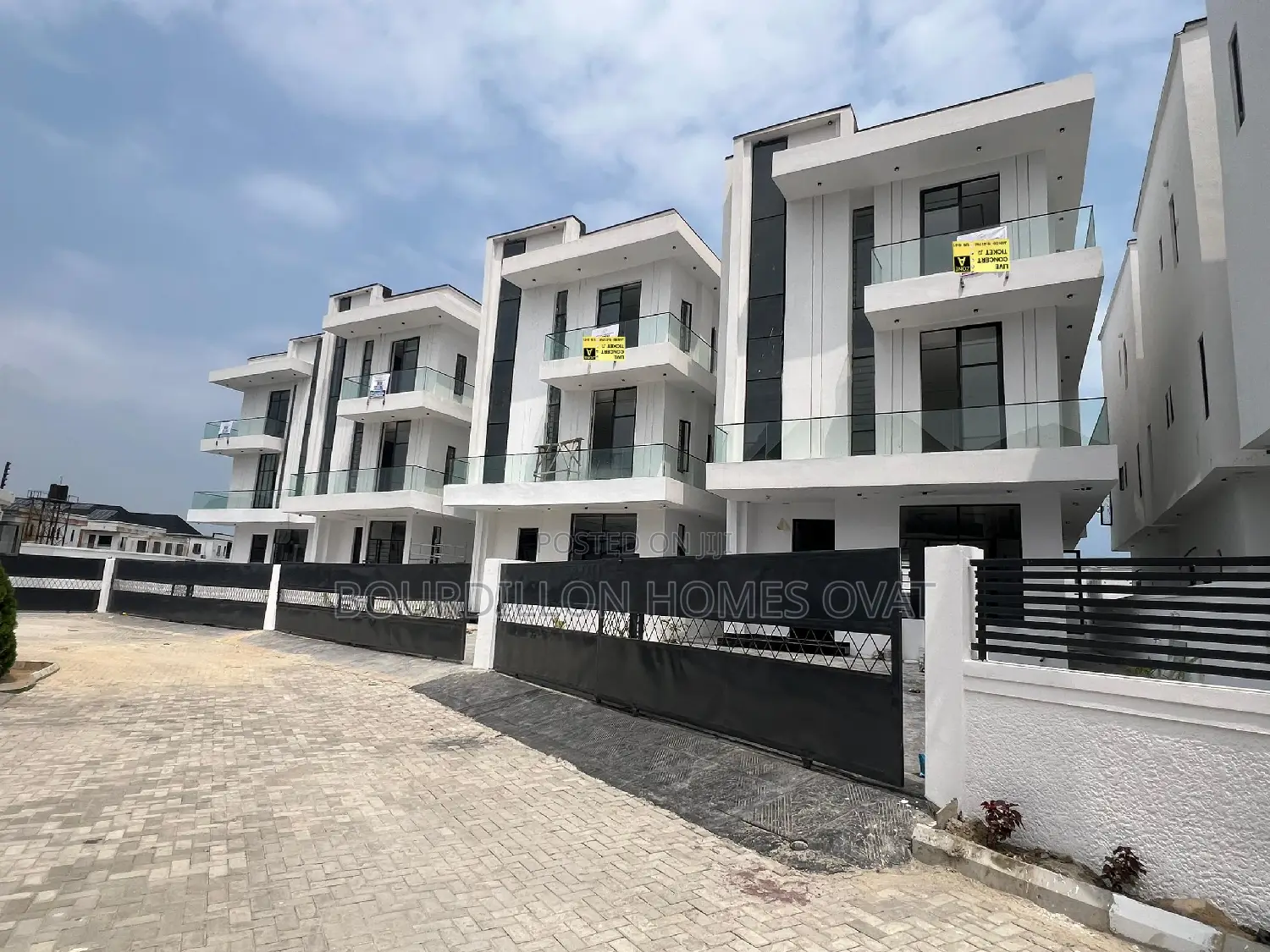 5bdrm Duplex in Lekki for sale in Lekki
