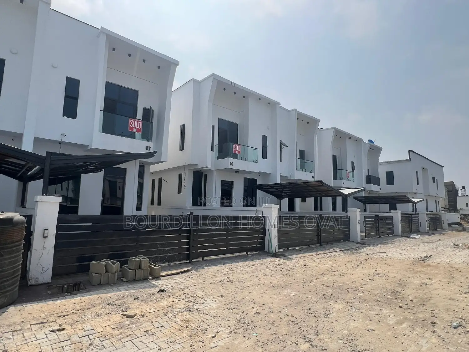 4bdrm Duplex in Lekki for sale in Lekki