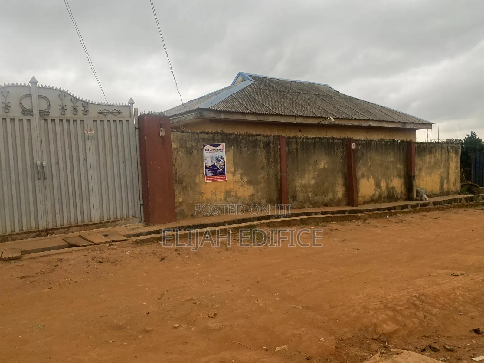 Furnished 10bdrm Block of Flats in Eleshin, Ijede / Ikorodu for sale in Ijede / Ikorodu