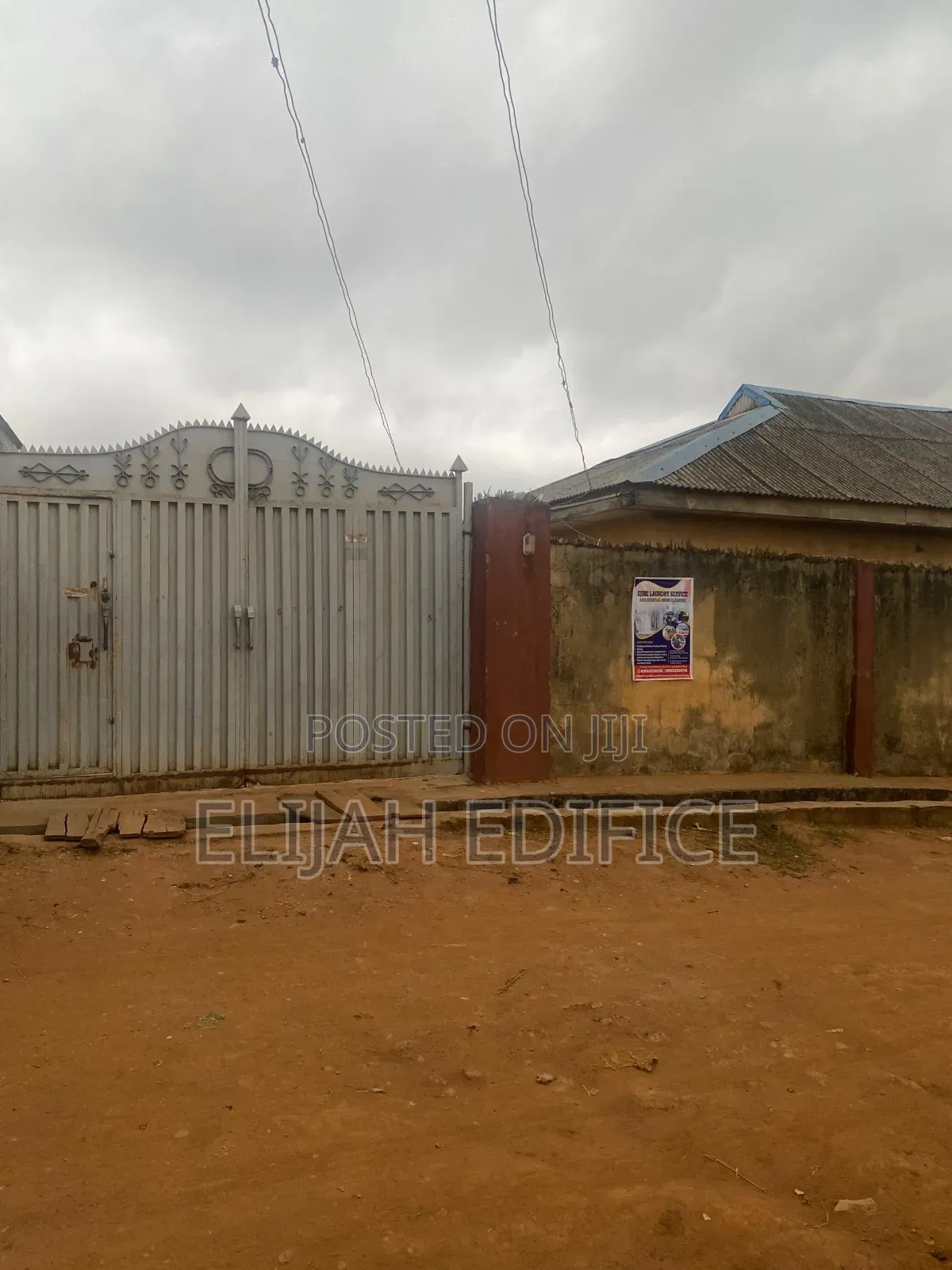 Furnished 10bdrm Block of Flats in Eleshin, Ijede / Ikorodu for sale in Ijede / Ikorodu