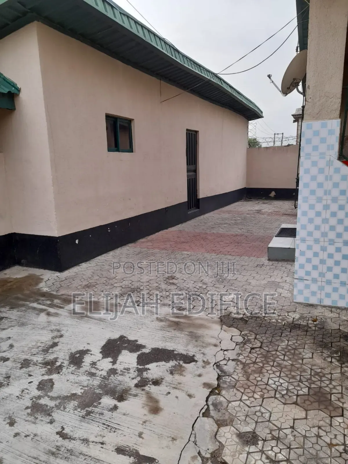 Furnished 4bdrm Bungalow in Ibeshe for sale in Ibeshe / Ikorodu