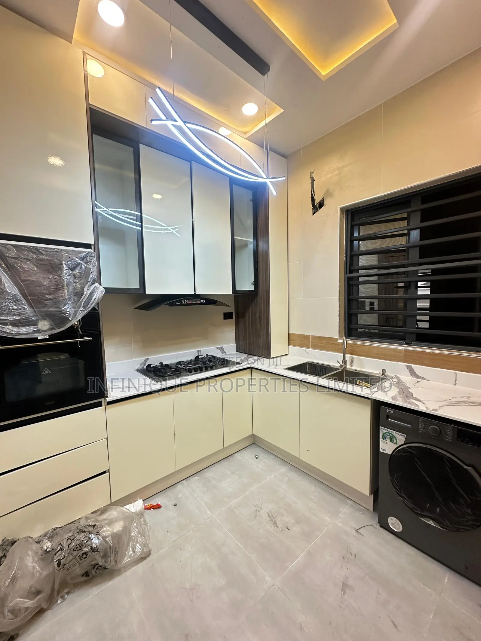Quality Spacious Luxury 2 Bedroom Apartment in Lekki Phase 1
