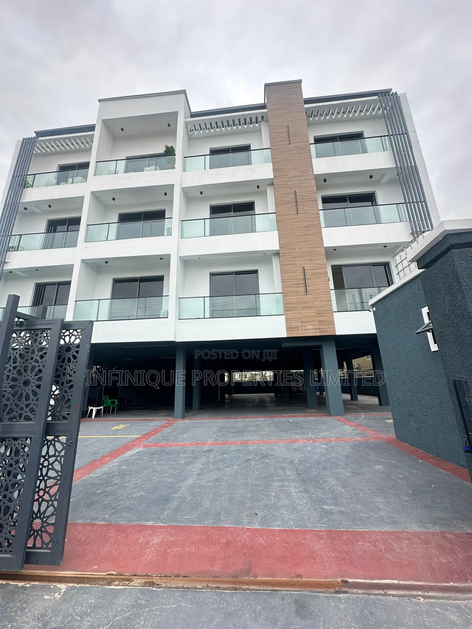 Quality Spacious Luxury 2 Bedroom Apartment in Lekki Phase 1