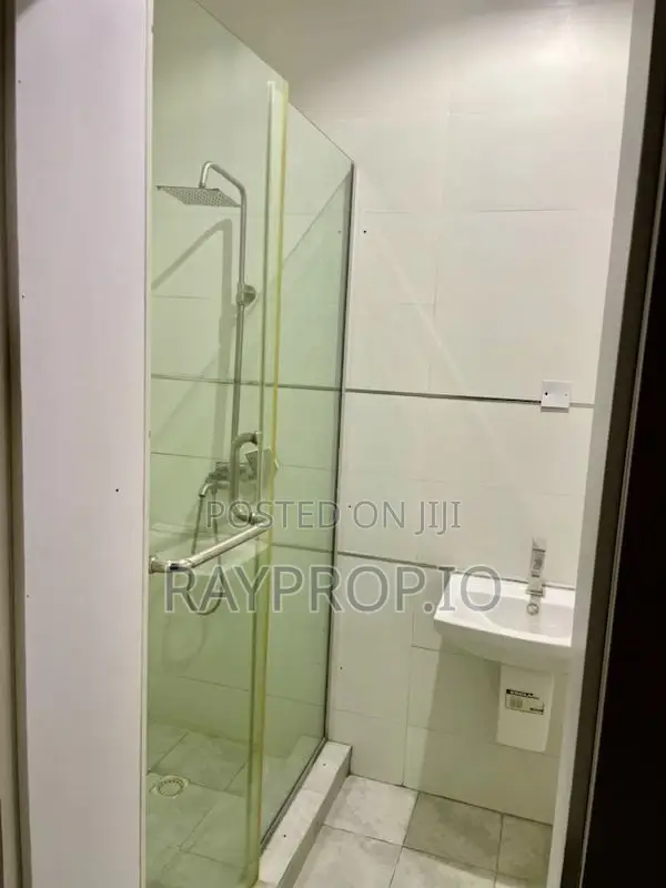 950256dd - 3 Bedroom Shortlet Off Freedom Way Lekki in Lekki Phase 1