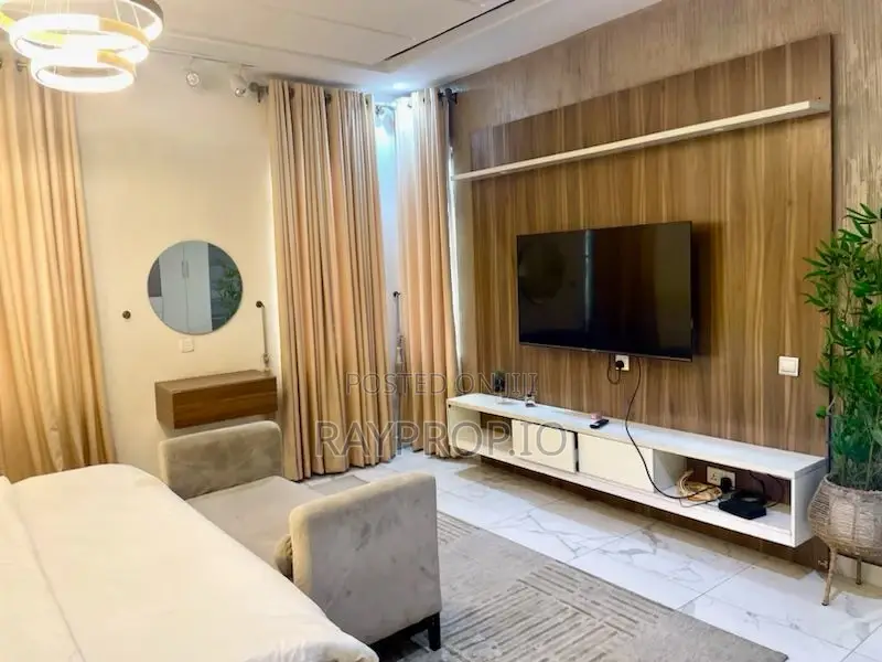 950256dd - 3 Bedroom Shortlet Off Freedom Way Lekki in Lekki Phase 1