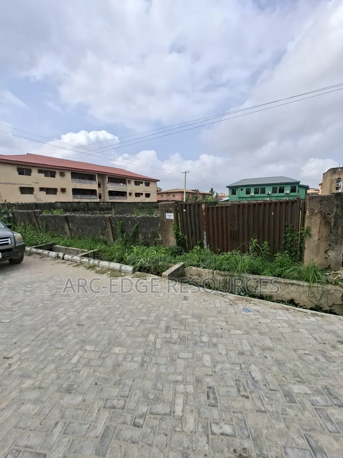 965sqm Cornerpiece Residential/Commercial Land in Ago Palace