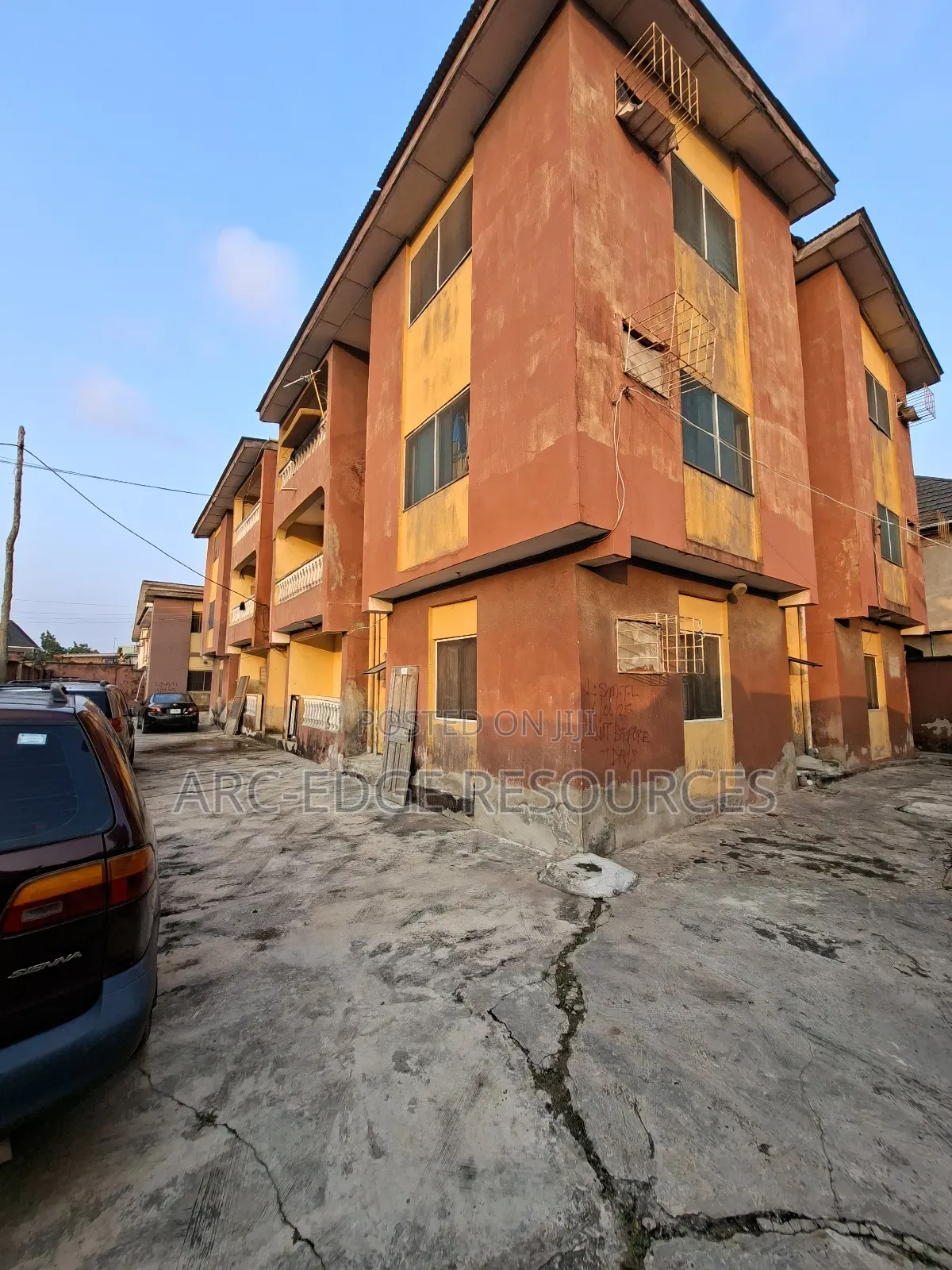 3bdrm Block of Flats in Ago Palace for sale in Ago Palace