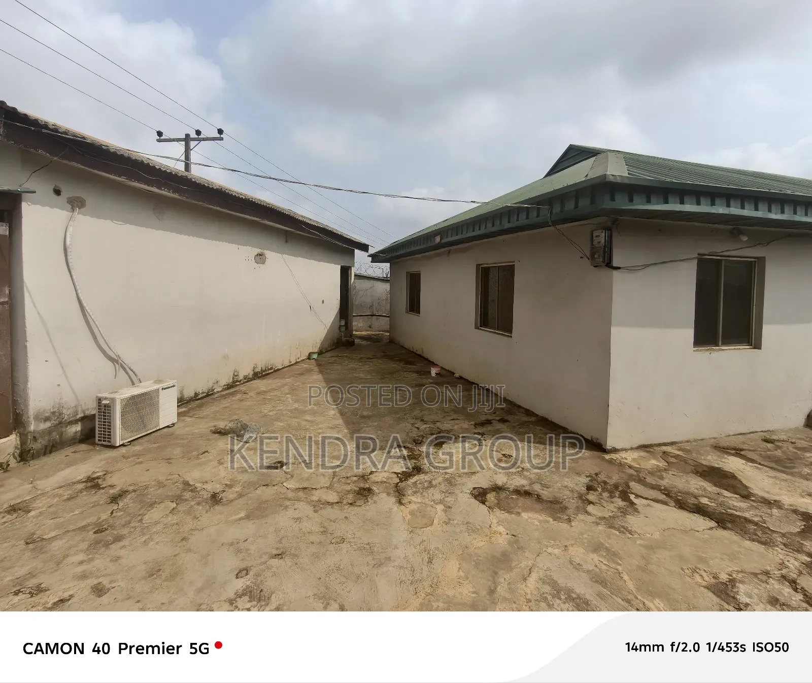3bdrm Block of Flats in Omitoro, Ijede / Ikorodu for sale in Ijede / Ikorodu