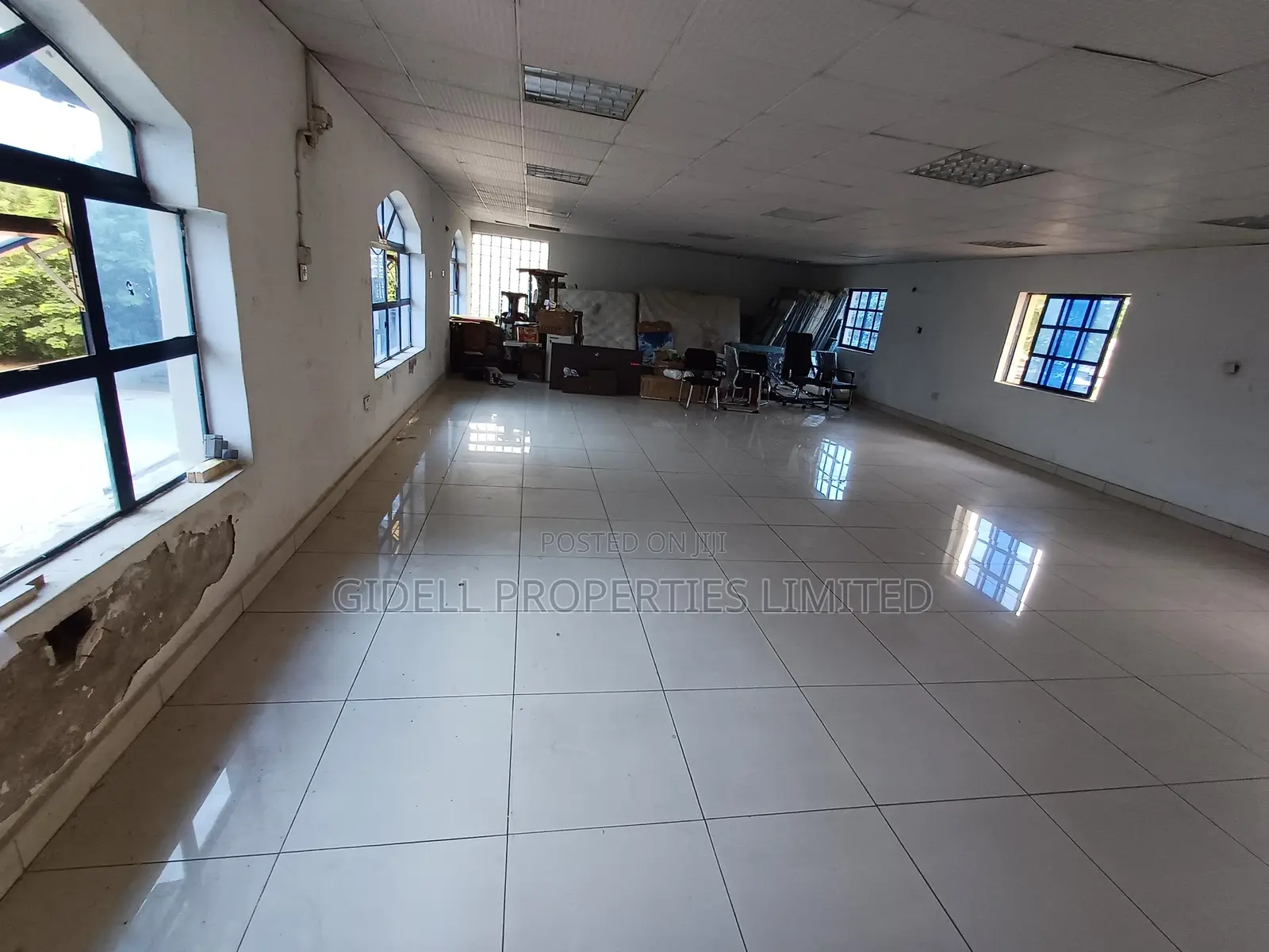 182sqm Shop / Office Space on the Second Floor in Maitama