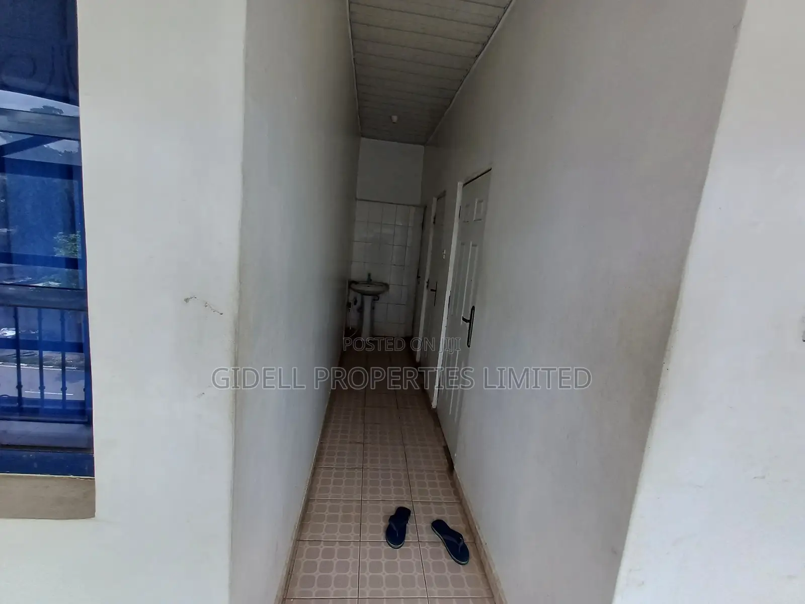 182sqm Shop / Office Space on the Second Floor in Maitama