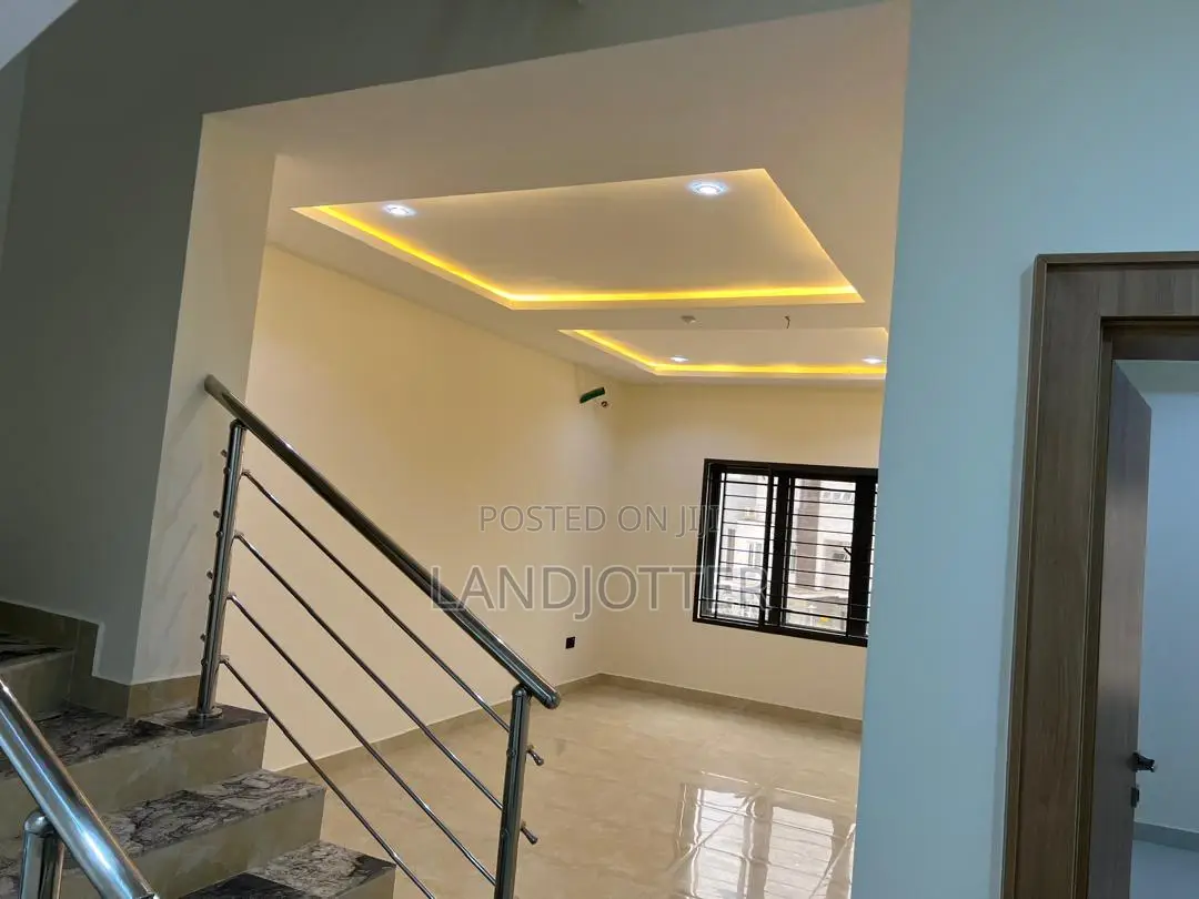 4bdrm Townhouse/Terrace in Landsjotter, Jahi for sale in Jahi