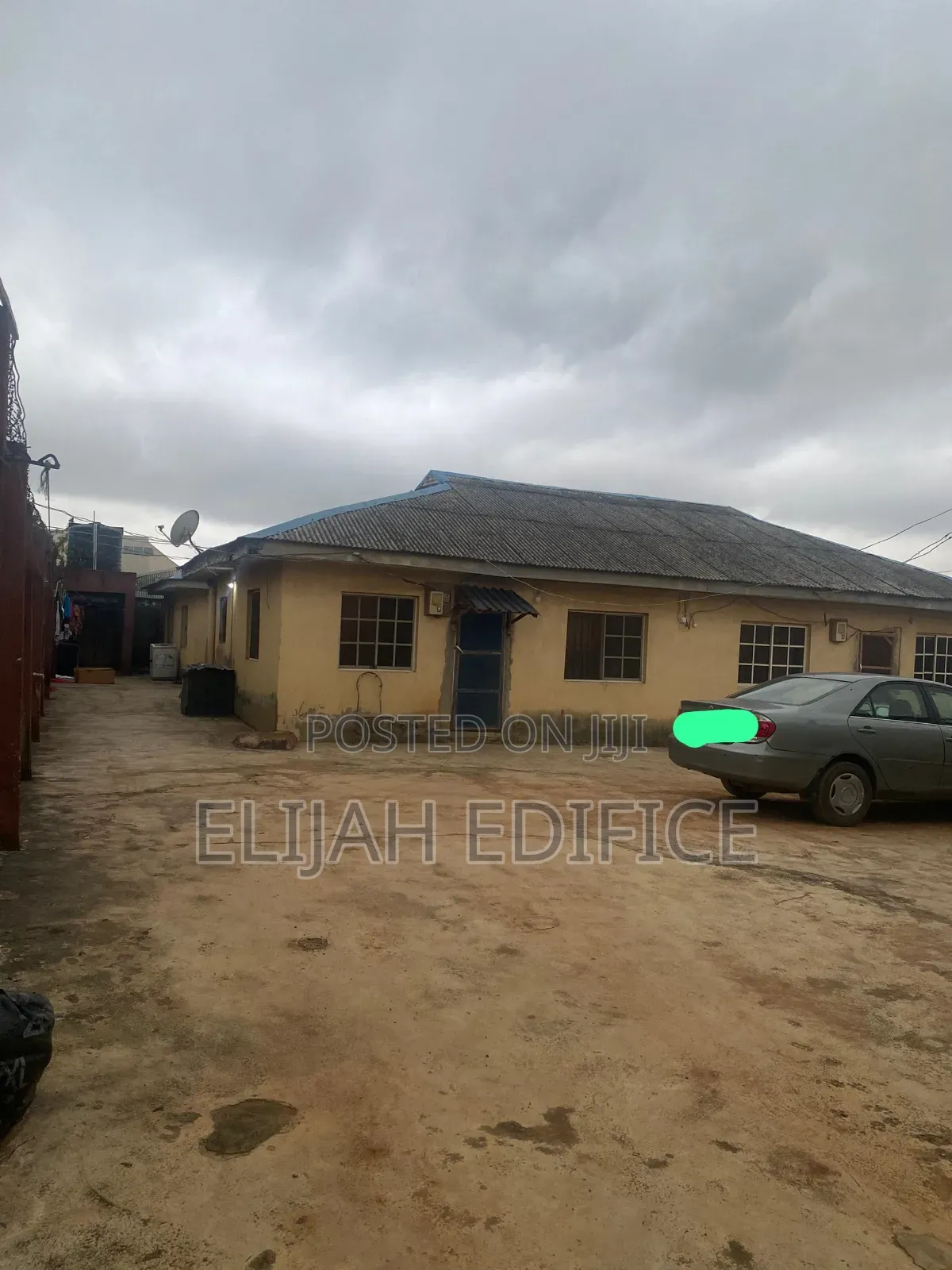 Furnished 10bdrm Block of Flats in Eleshin, Ijede / Ikorodu for sale in Ijede / Ikorodu