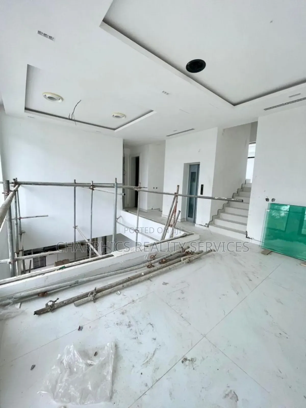 5bdrm Duplex in Price.$ 2.5M, Ikoyi for sale in Ikoyi
