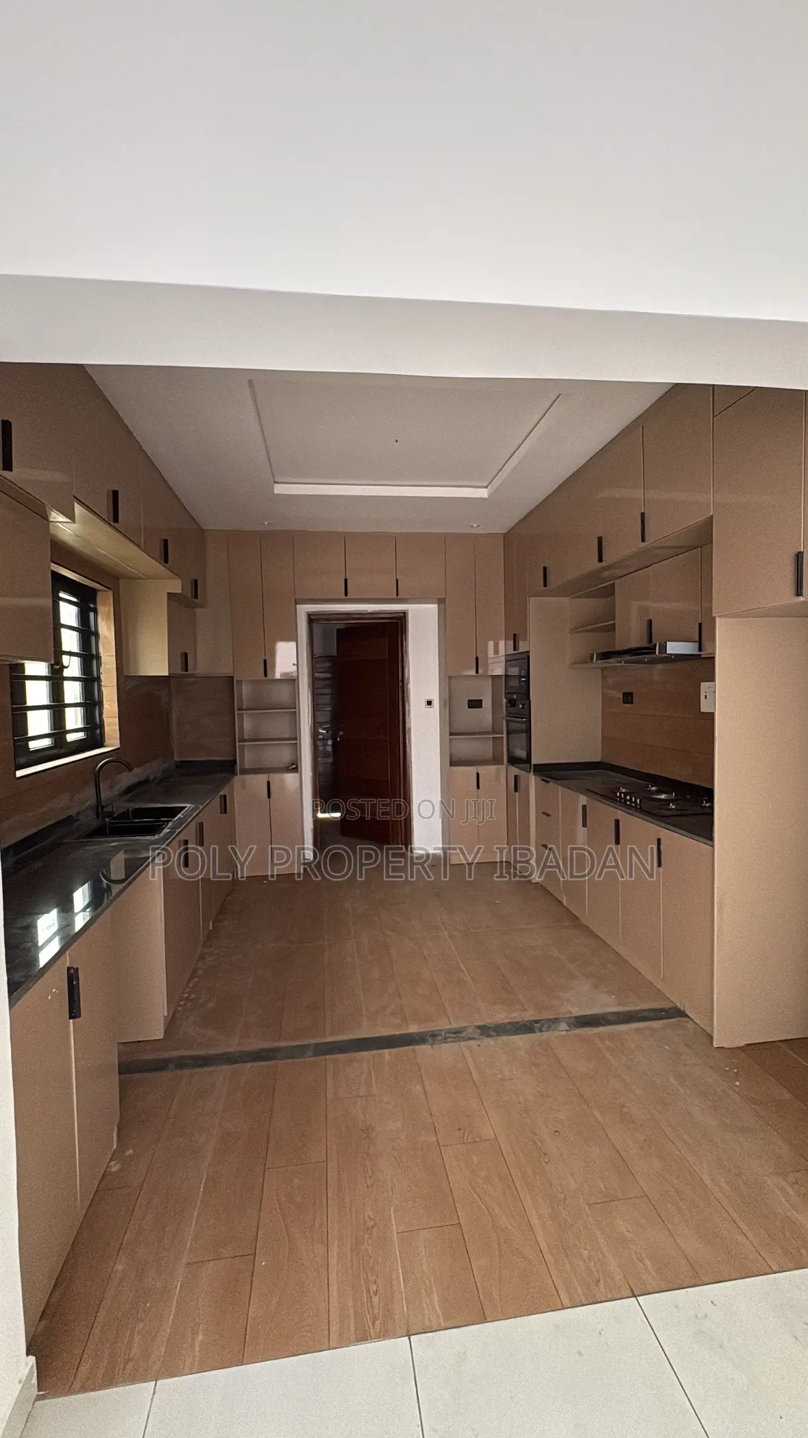 4bdrm Duplex in Kolapo Ishola Gra, Ibadan for sale in Ibadan