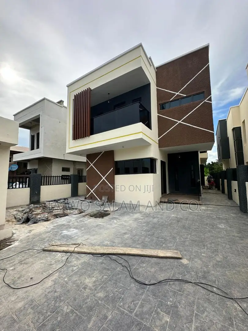4bdrm Duplex in Agodi for sale in Agodi