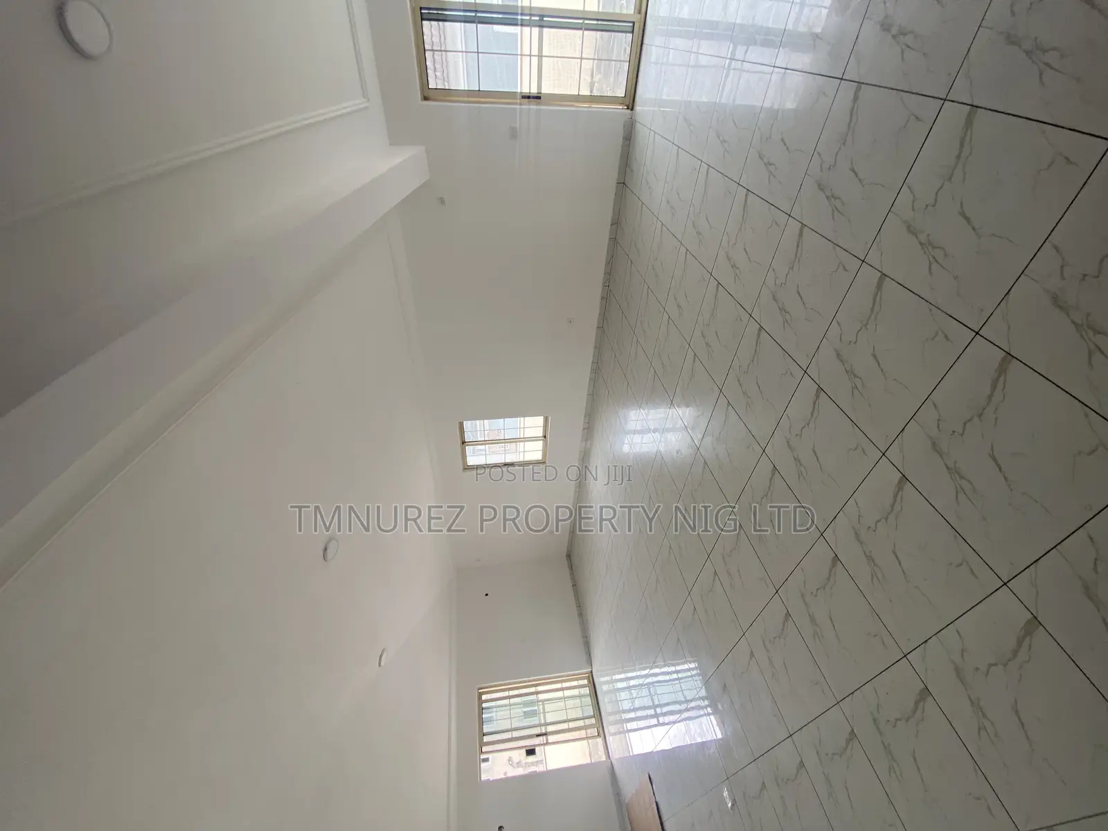 5bdrm Apartment in Lekki Phase 1 for rent in Lekki