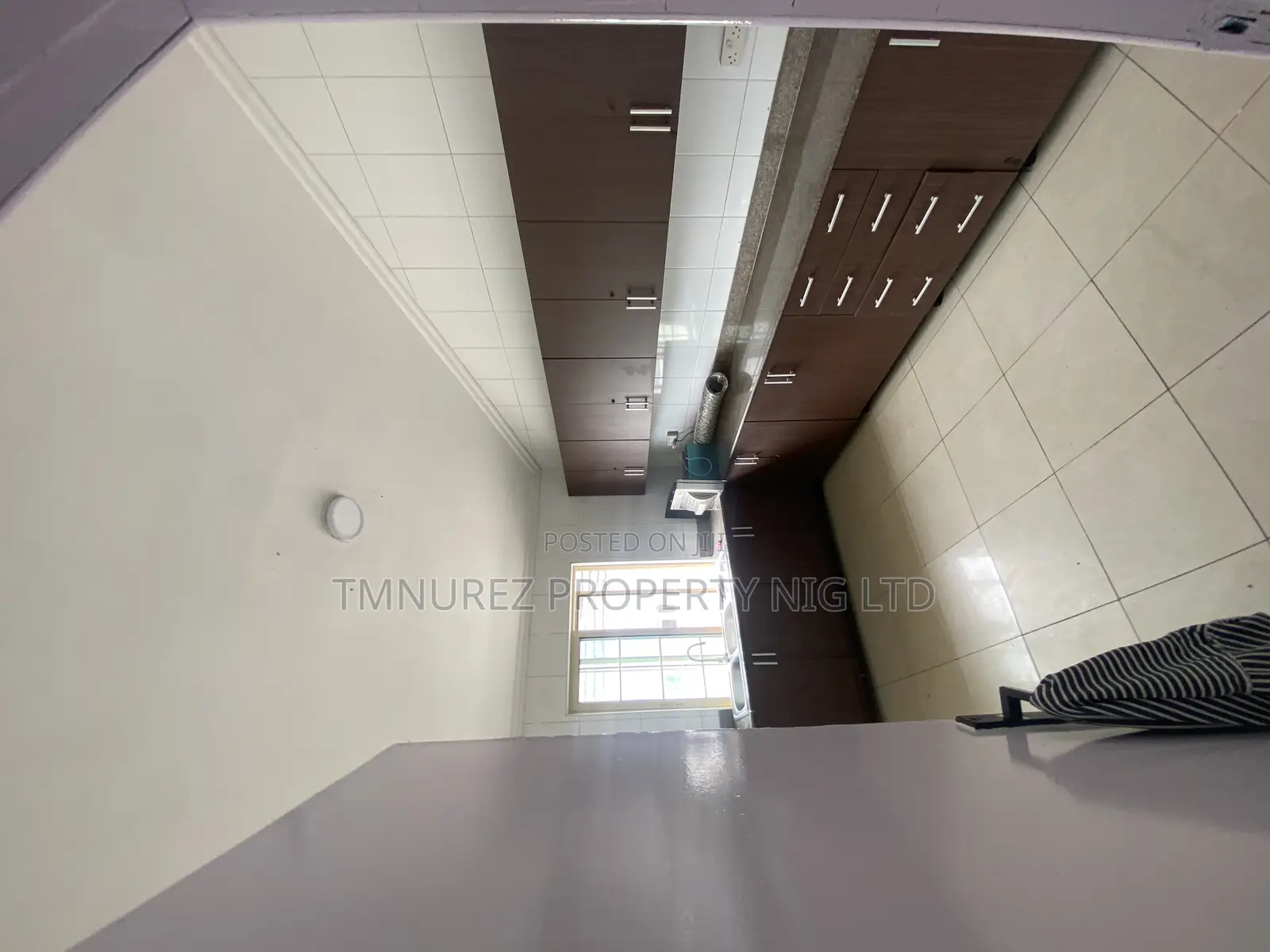 5bdrm Apartment in Lekki Phase 1 for rent in Lekki
