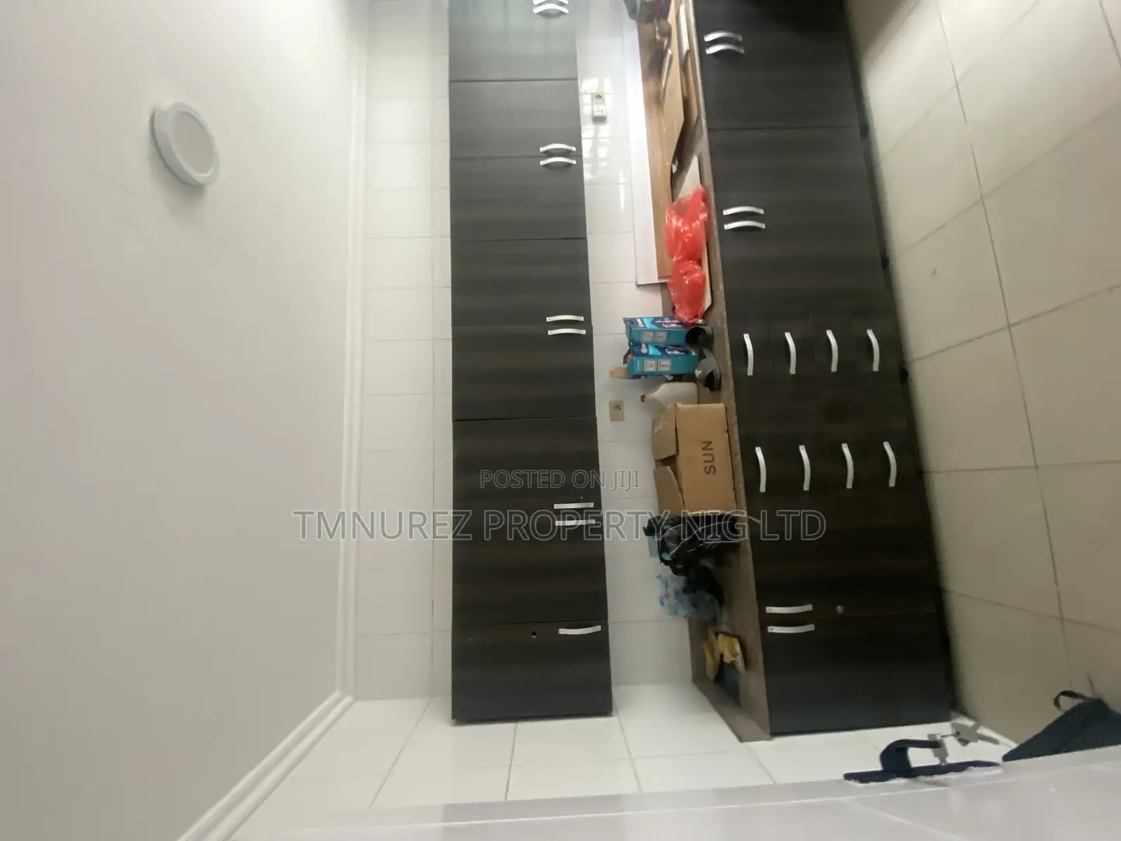 2bdrm Apartment in Lekki Phase 1 for rent in Lekki