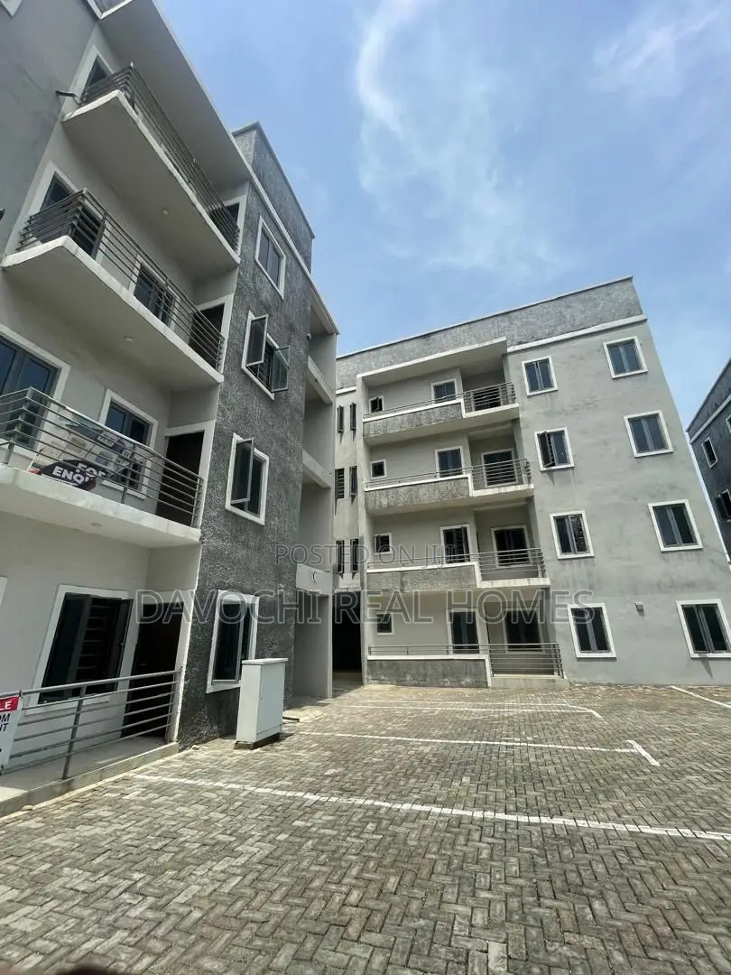 3bdrm Apartment in Orchid Road, Lekki Phase 2 for rent in Lekki Phase 2