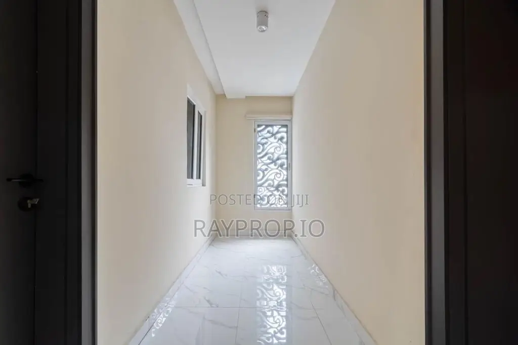 2 Bedroom Shortlet in Lekki Phase 1 in Lekki Phase 1