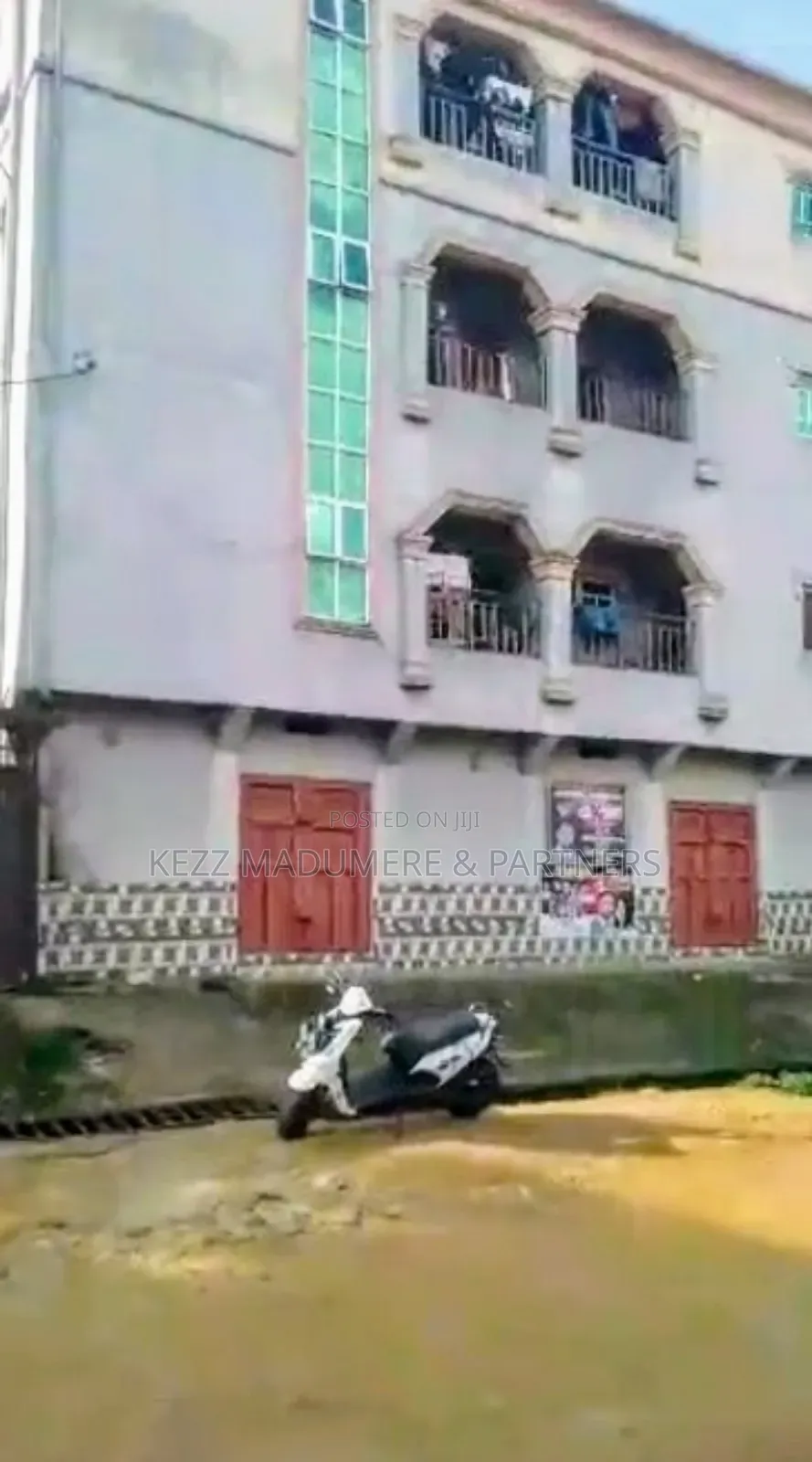 10bdrm Block of Flats in Ogbor Hill , Aba , for sale in Aba North