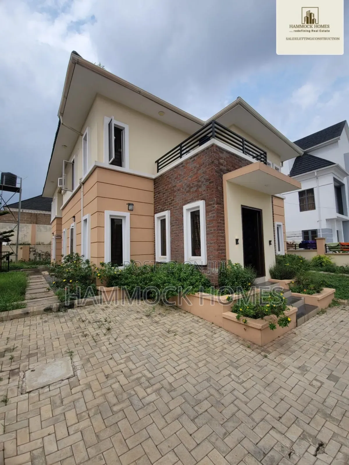 4bdrm Duplex in Kolapo Ishola Gra, Akobo for rent in Akobo