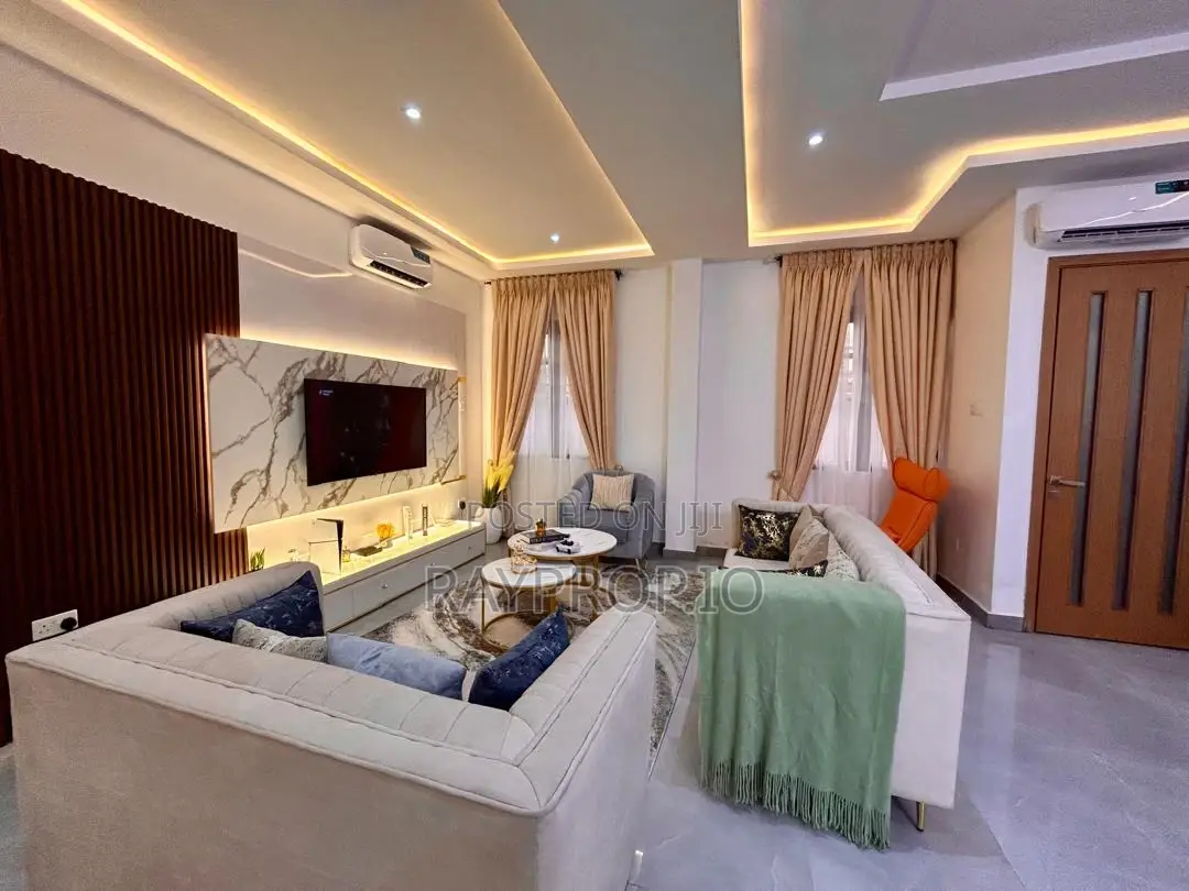 3 Bedroom Shortlet in Lekki Phase 1 in Lekki Phase 1
