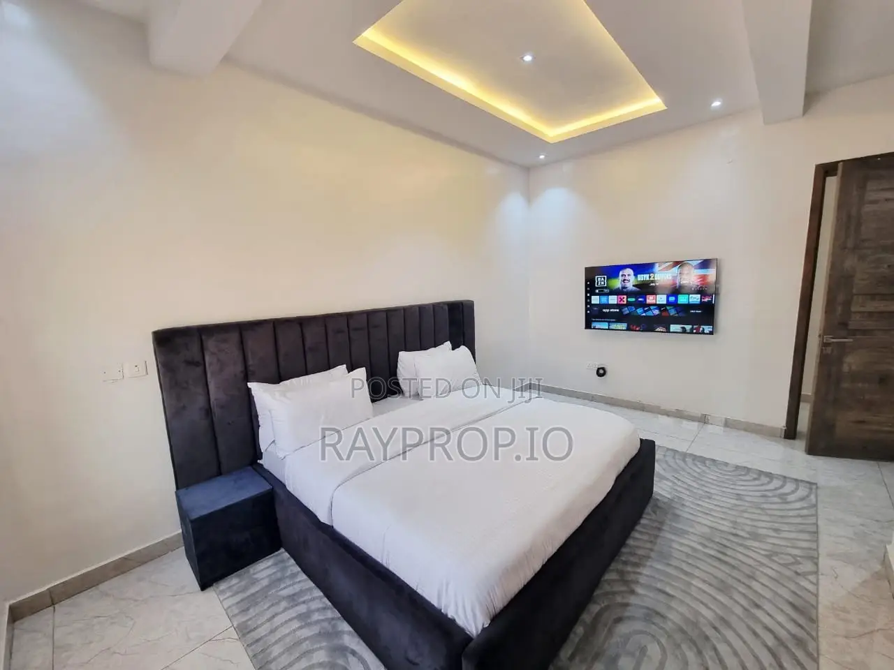 3 Bedroom Shortlet in Lekki Phase 1 in Lekki Phase 1