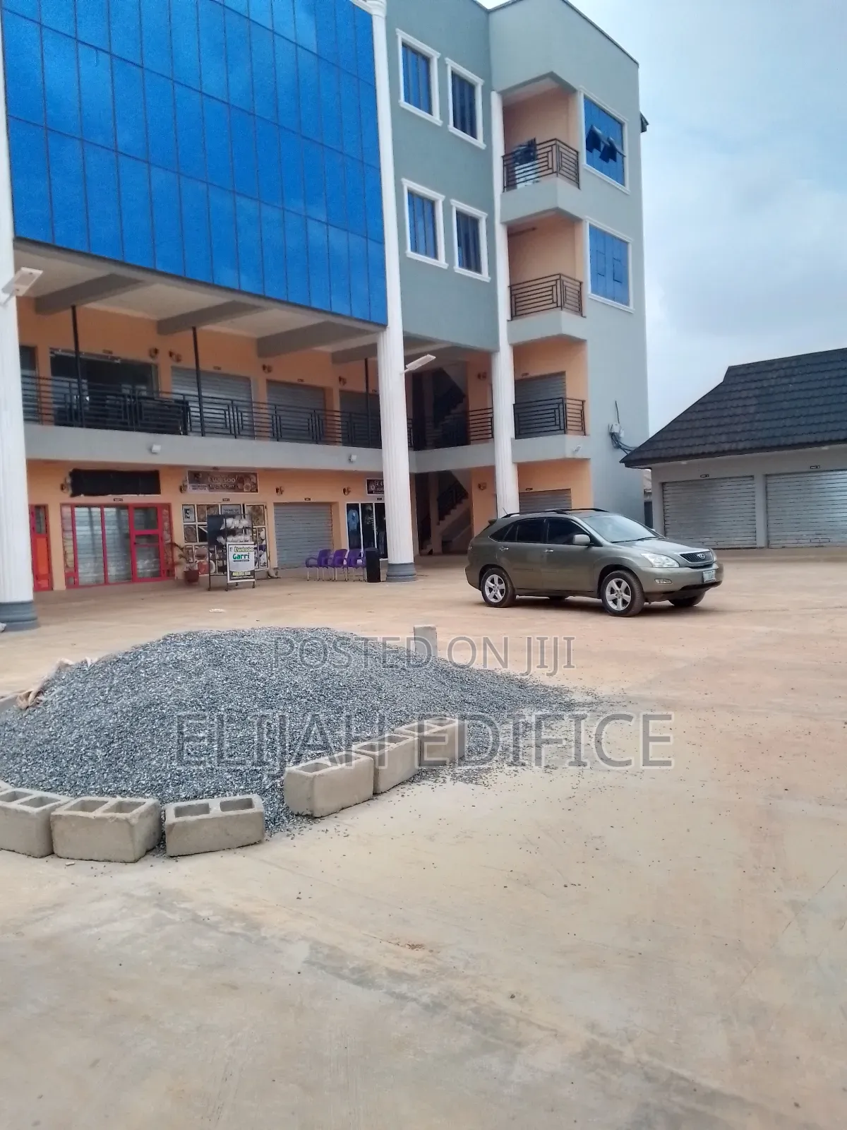 Newly Built Shop Office Space for Rent at Elepe,Ikorodu in Ijede / Ikorodu