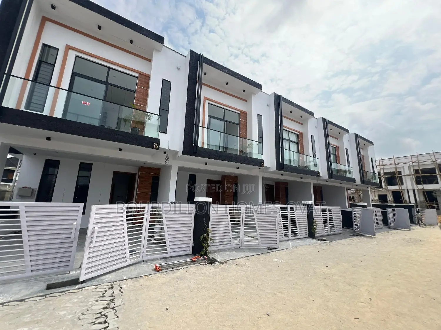 4bdrm Duplex in Lekki for sale in Lekki