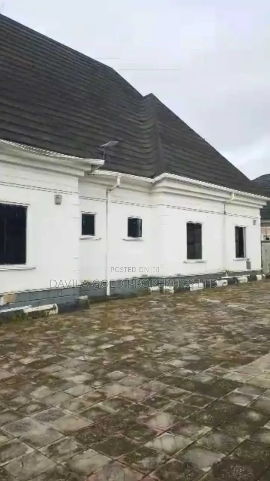 5bdrm Bungalow in Benin City for sale in Benin City