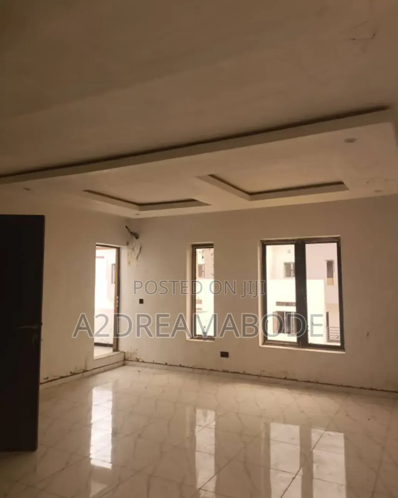 4bdrm Duplex in In An Estate, Ikeja for sale in Ikeja