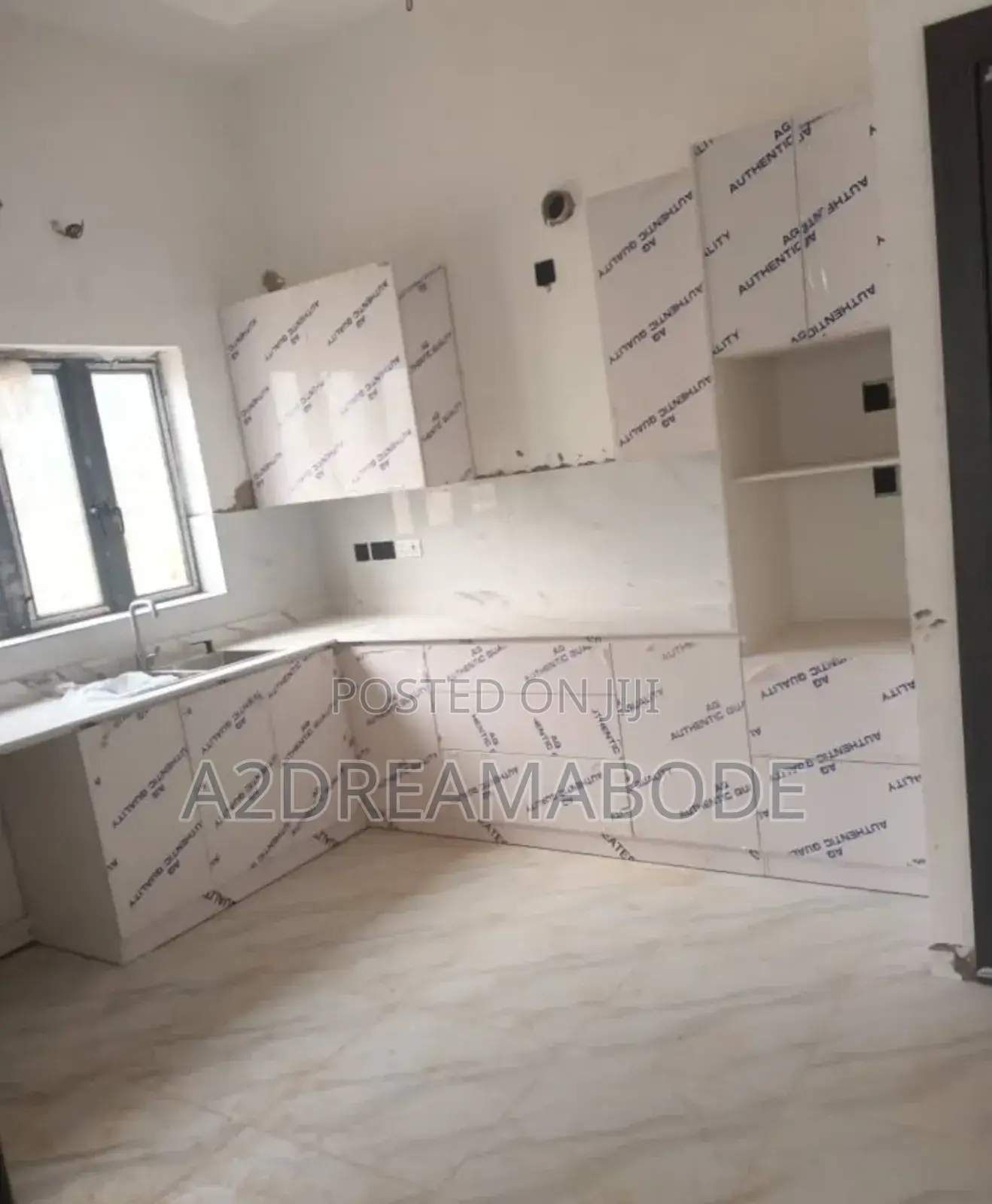 4bdrm Duplex in In An Estate, Ikeja for sale in Ikeja
