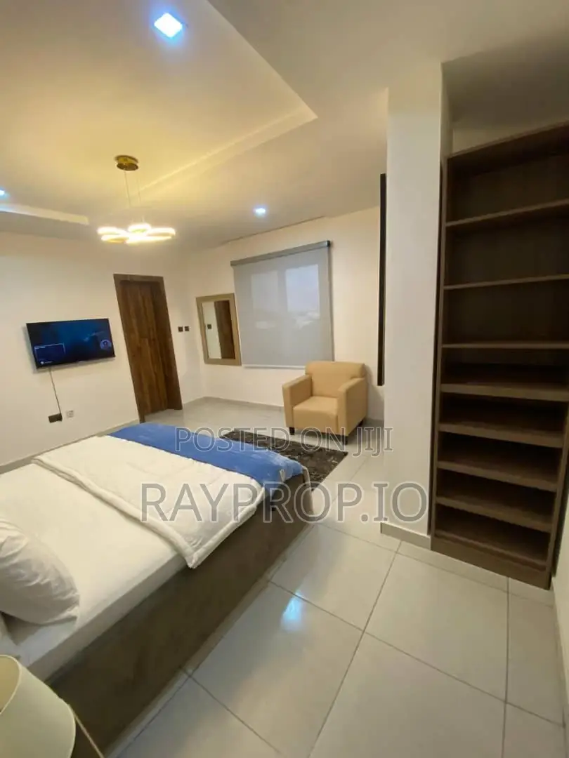 763757ll - 3 Bedroom Shortlet in Ikate Lekki in Ikate